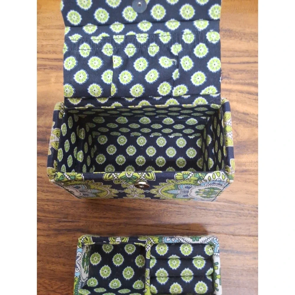 Vera Bradley Small Storage Jewelry Hard Sided Case Travel